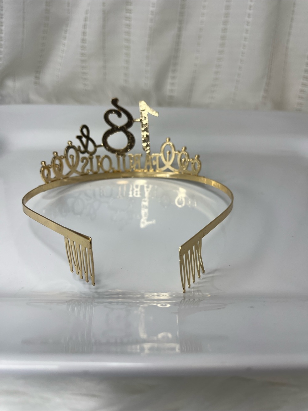 Tiara 18 & Fabulous - Picture 3 of 4